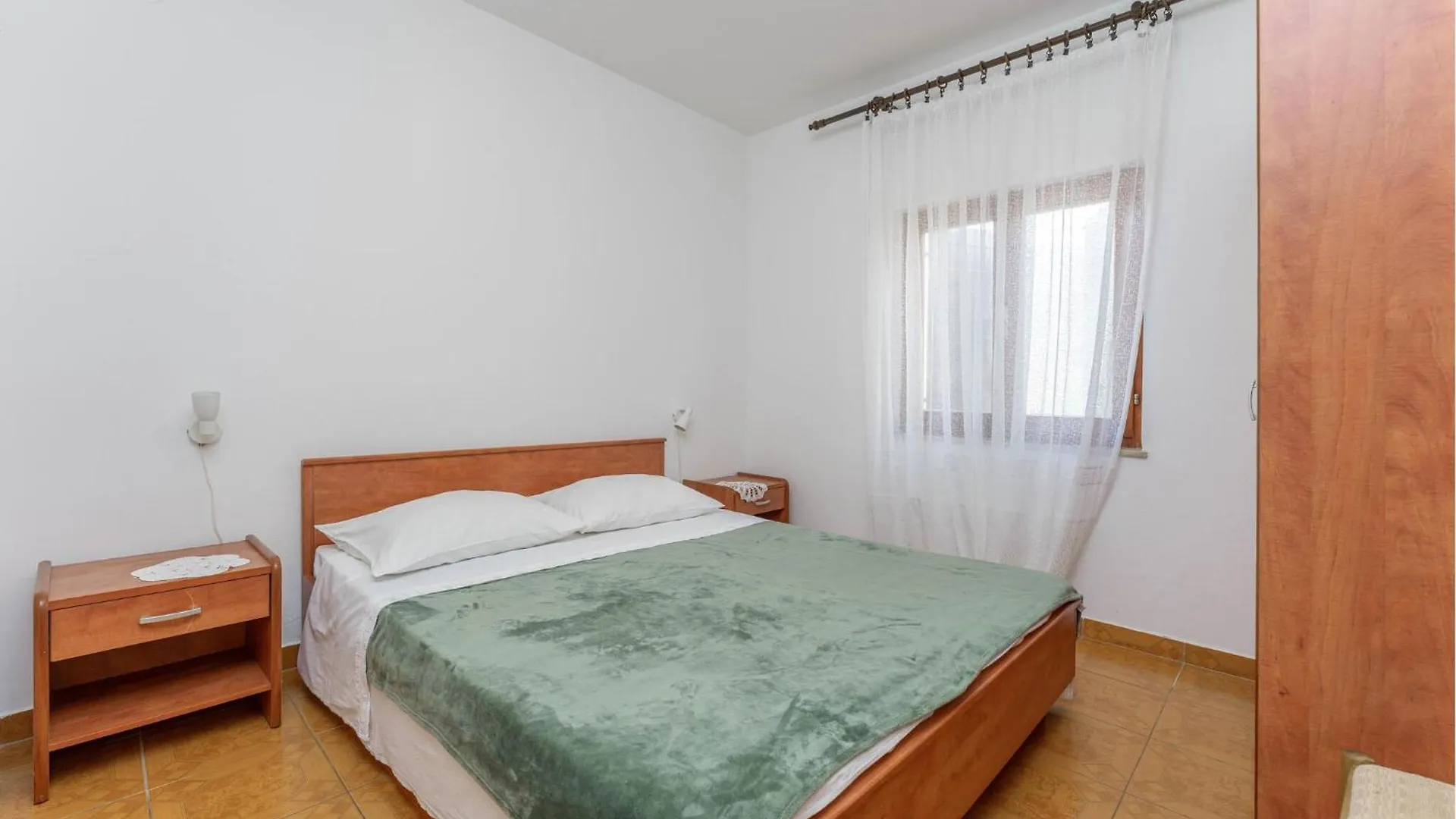 Gorgeous Home In Dobropoljana Holiday home