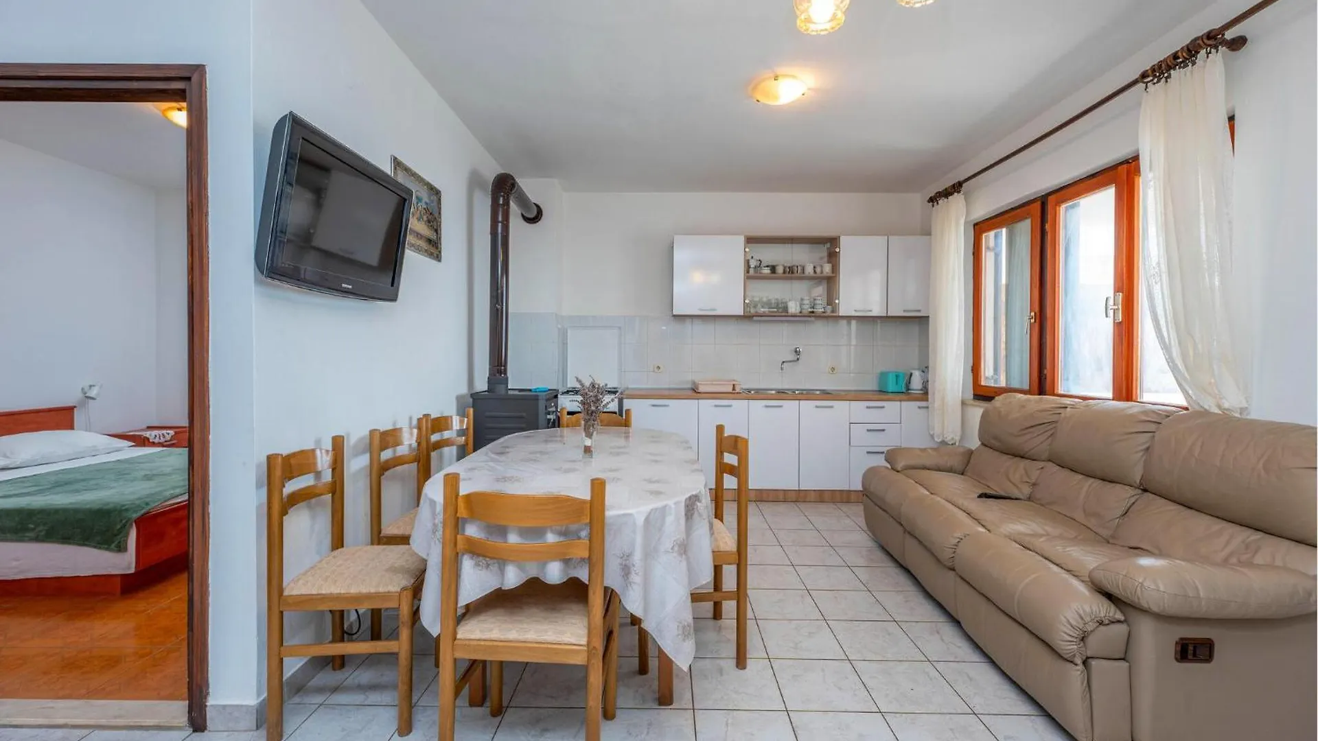 Gorgeous Home In Dobropoljana