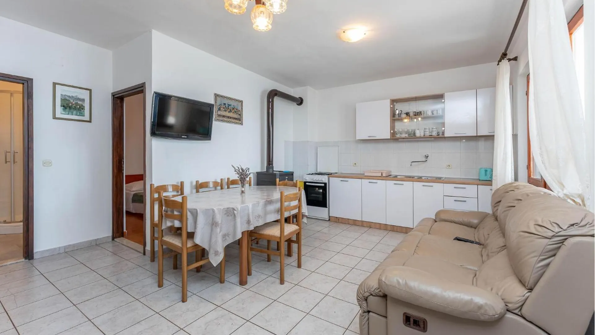 Holiday home Gorgeous Home In Dobropoljana